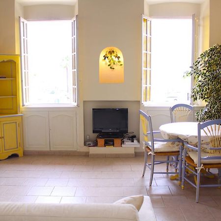 Very Charming Studio Apartment On Port In Cannes A Short Walk To Palais With Aircon And Internet 411 Kültér fotó