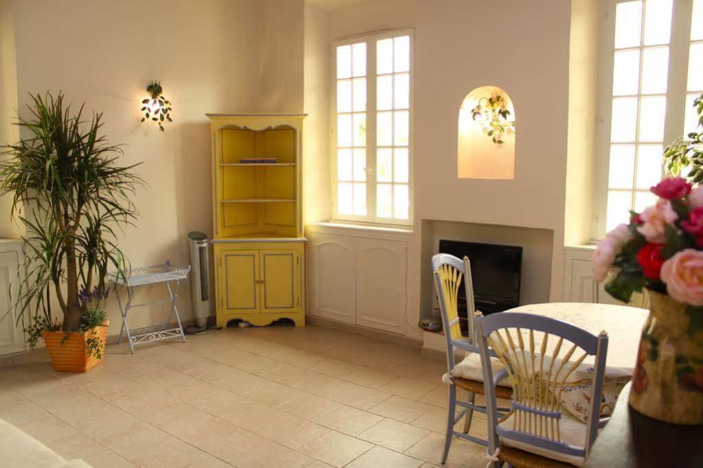 Very Charming Studio Apartment On Port In Cannes A Short Walk To Palais With Aircon And Internet 411 Kültér fotó