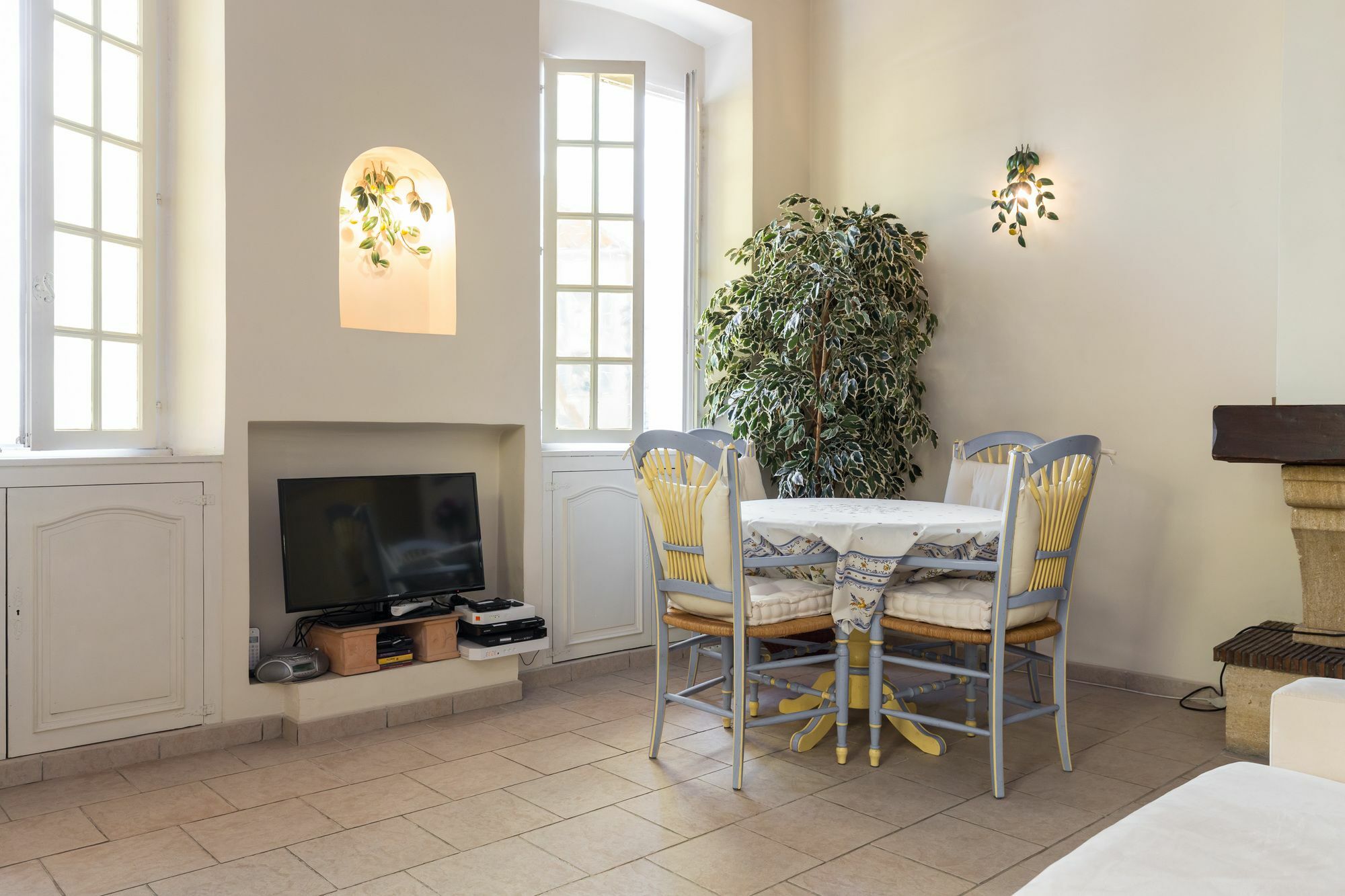 Very Charming Studio Apartment On Port In Cannes A Short Walk To Palais With Aircon And Internet 411 Kültér fotó